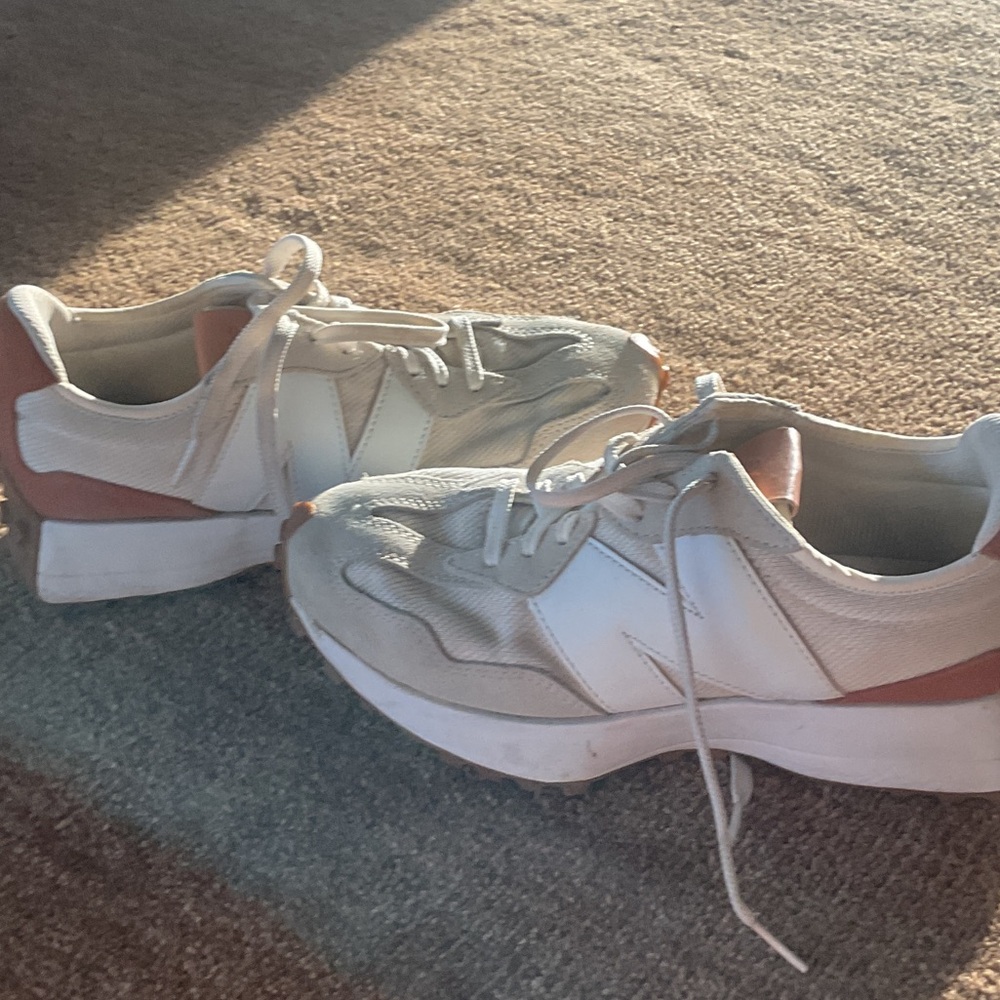 New Balance White and Tan Women's Sneakers